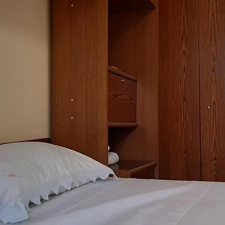 Enki's Pensionat Tirana