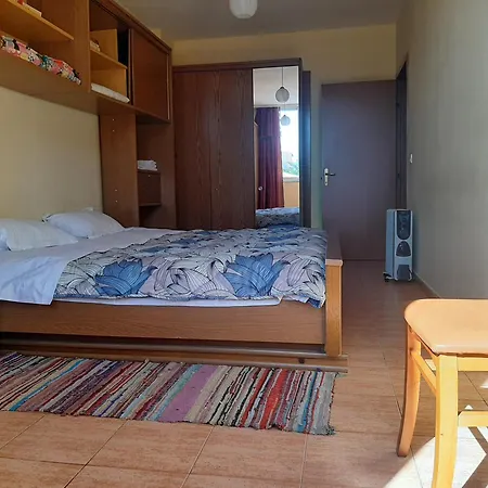 Enki's Tirana