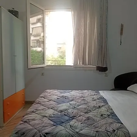 Enki's Garden 4* Tirana